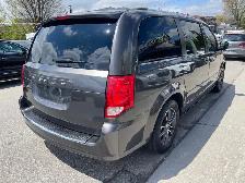 2016 Dodge Grand Caravan SE/SXT - Photo 5