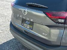 2021 Nissan Rogue FWD SV DEALER SERVICED - Photo 10