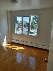 Lasalle Magnifique Grand 4 ½ disponible pour juin ou juillet. - Photo 3