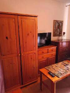 Private room-West Mall and Bloor ( ETOBICOKE ) - Photo 2