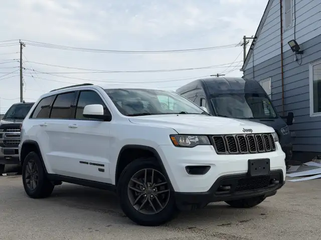 2017 Jeep Grand Cherokee 4WD 4dr Laredo 75th Anniversary Ltd Av