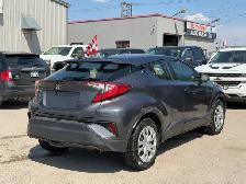 2022 Toyota C-HR LE FWD - Photo 3