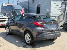 2022 Toyota C-HR LE FWD - Photo 4
