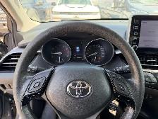 2022 Toyota C-HR LE FWD - Photo 9