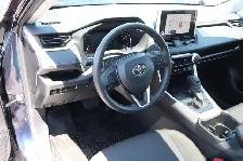 2025 Toyota RAV4 - Photo 9
