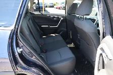 2025 Toyota RAV4 - Photo 16