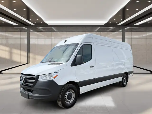 2025 Mercedes-Benz Sprinter 2500 High Roof I4 Diesel 170'