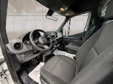 2025 Mercedes-Benz Sprinter 2500 High Roof I4 Diesel 170' - Photo 8