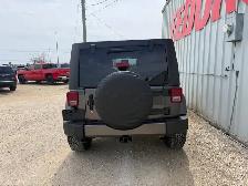 2017 Jeep Wrangler Unlimited Sahara 4WD - Photo 3