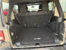 2017 Jeep Wrangler Unlimited Sahara 4WD - Photo 8