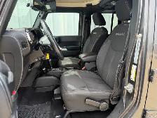 2017 Jeep Wrangler Unlimited Sahara 4WD - Photo 11