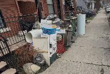 Vite Gone — Junk Removal Montreal | Same-Day Available