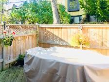 Renovated One Bedroom Main Floor Apartment in Leslieville - Photo 10