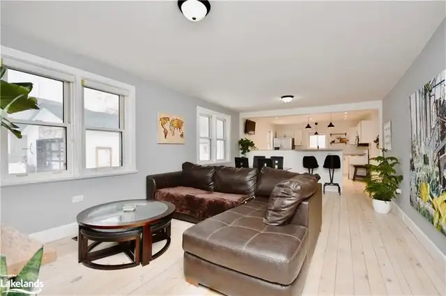 Spacious 2 bedroom unit in Midland for rent available June 17th