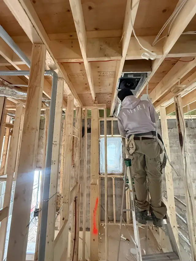Hiring Now – Plumber / Construction Crew Members