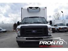 2023 Ford E-450 E-450 14 pieds  Réfrigéré, isolé , Fini lavab - Photo 10