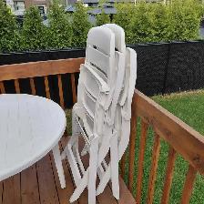 2 chaises de patio pliantes en PVC, 2 coussins & table - Photo 8