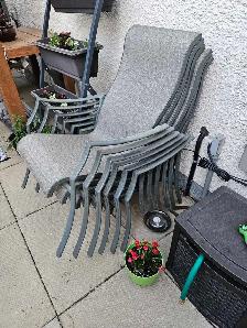 Patio table with umbrella and 6 chairs - Photo 5