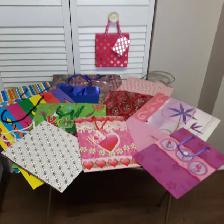 PLUSIEURS DIFFÉRENTES BOITES SACS CADEAU NEUFS: $1.00 CHACUN - Photo 4
