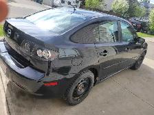2009 Mazda 3 Sport clean car - Photo 2