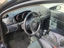2009 Mazda 3 Sport clean car - Photo 10