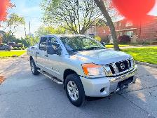 2015 Nissan Titan SV 4X4 Crew Cab - Photo 2