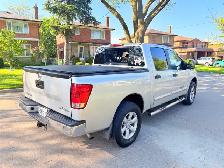 2015 Nissan Titan SV 4X4 Crew Cab - Photo 3