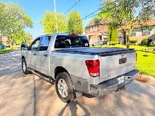 2015 Nissan Titan SV 4X4 Crew Cab - Photo 4