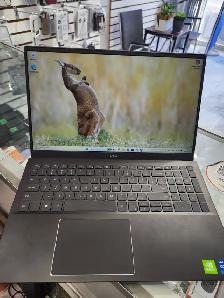 Laptop Dell  Vostro 5502  i7  11e Gen Nvidia MX330✅ Intel i7