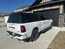 2025 Ram 1500 4x4  6.4 Box