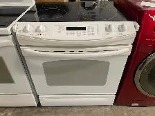 Cuisinière blanche vitrocéramique GE