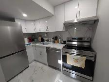 Furnished Private Room for Rent in Mississauga near Square one - Photo 6