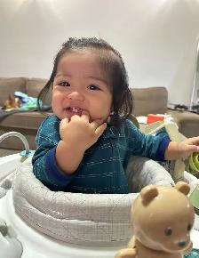 Experienced Infant & Toddler Nanny with Healthcare Background - Photo 4