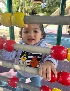 Experienced Infant & Toddler Nanny with Healthcare Background - Photo 7