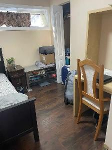 Room for rent in Scarborough for Male - Photo 2