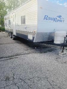 2009 Travel trailer Two bedroom good condition - Photo 8