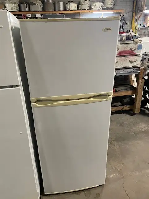 Réfrigérateur blanc 24'' Sunbeam