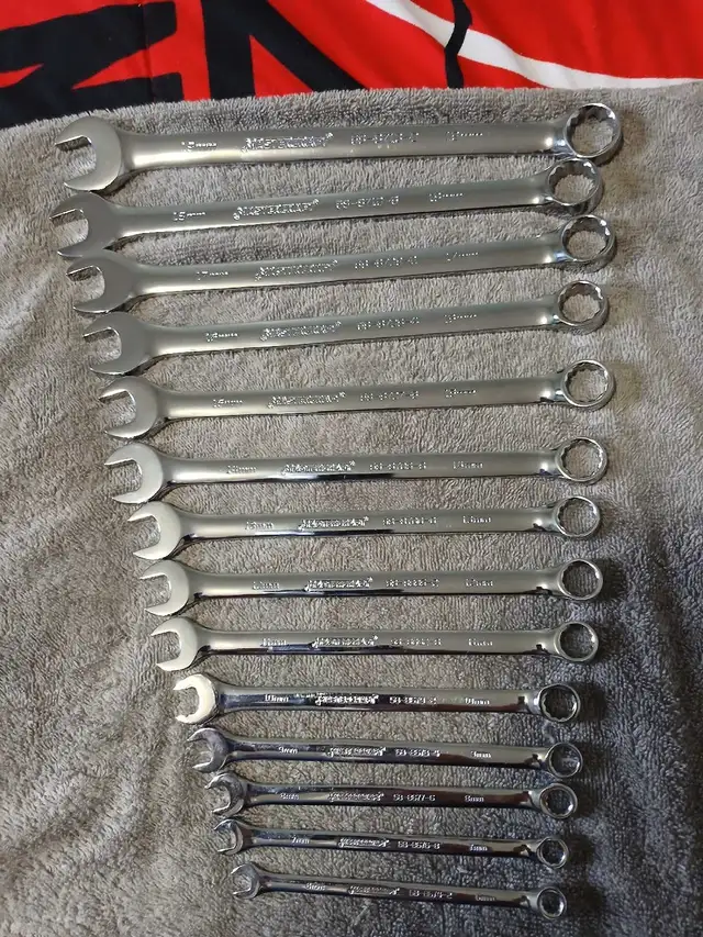 Metric Wrench Set