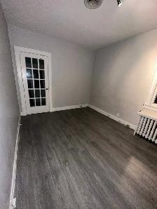 ROOM FOR RENT MIDTOWN TORONTO AVAILABLE JUNE 1 - Photo 3
