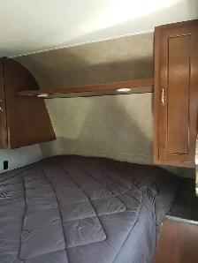 jayco 32FT camper trailer - Photo 2