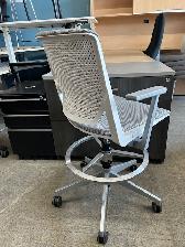 Haworth Very Drafting chair/bar height chairs $129.99 in exce co - Photo 3