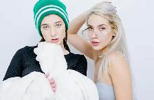Professional Studio Photography - Photo 5