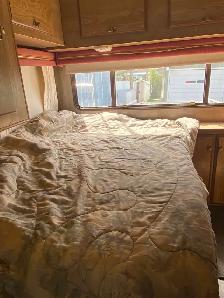 DAILY PRICE DROP – 27’ 1988 Ford Econoline Motorhome - Photo 5