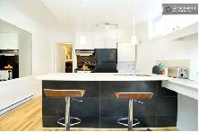 Pretty 1 bedroom apartment one block from Jean Talon market - Photo 2