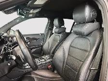2021 Mercedes-Benz GLC300 4MATIC SUV No accidents! Excellent con - Photo 3