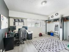 TownHouse style 4-plex for sale - Photo 7