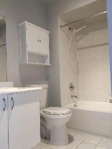 3 Bedroom Detached House for Lease (Entire House) in Oshawa - Photo 5
