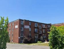 Grand 5 1/2 JUILLET La Prairie à côté A132, Pont Champlain 7min