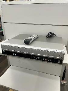 TOSHIBA D-VR5SC DVD VCR COMBO