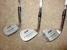 NEW COBRA COMBO SET   WEDGES   DRIVER   SHOES   BALLS - Photo 9